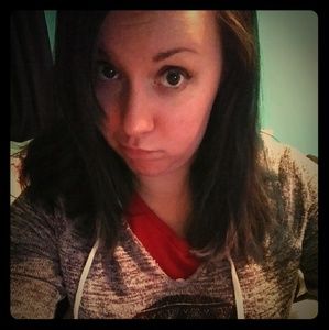 Meet your Posher, Annie